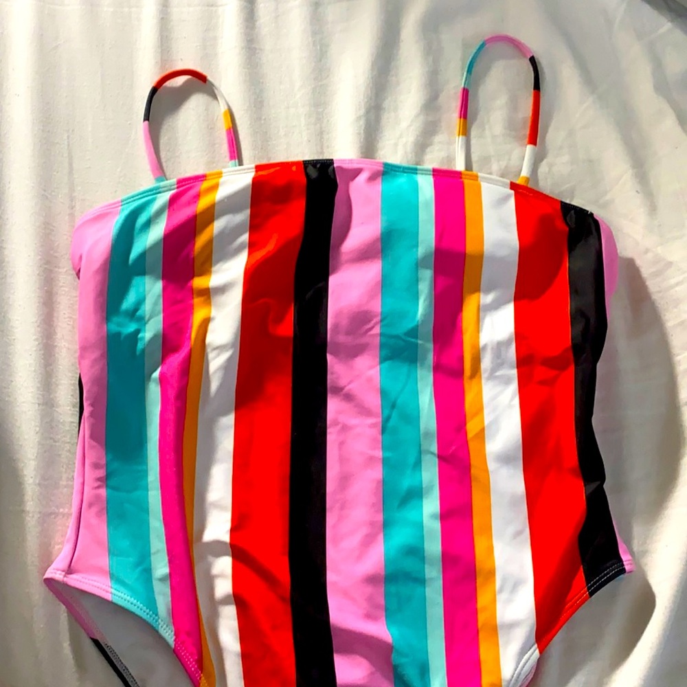 Colorblock One-Piece Swimsuit